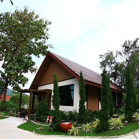 Silver Garden Resort Suan Phueng Eksteriør billede